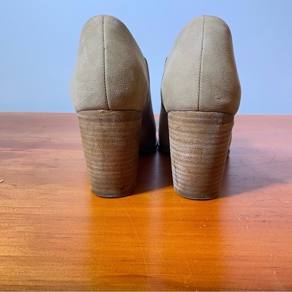 LUCKY BRAND 9M/40 Jexa open toe Tan suede Leather chunky heel sandals Mules - Picture 4 of 10